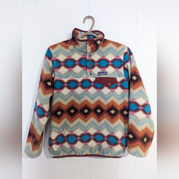 Patagonia Sweaters - Patagonia Aztec Print Synchilla